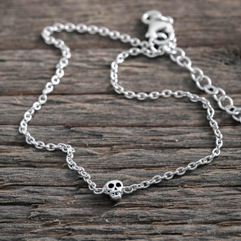 Silver bracelet small scull