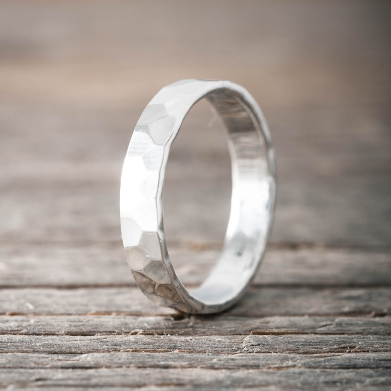 Silver ring hammered