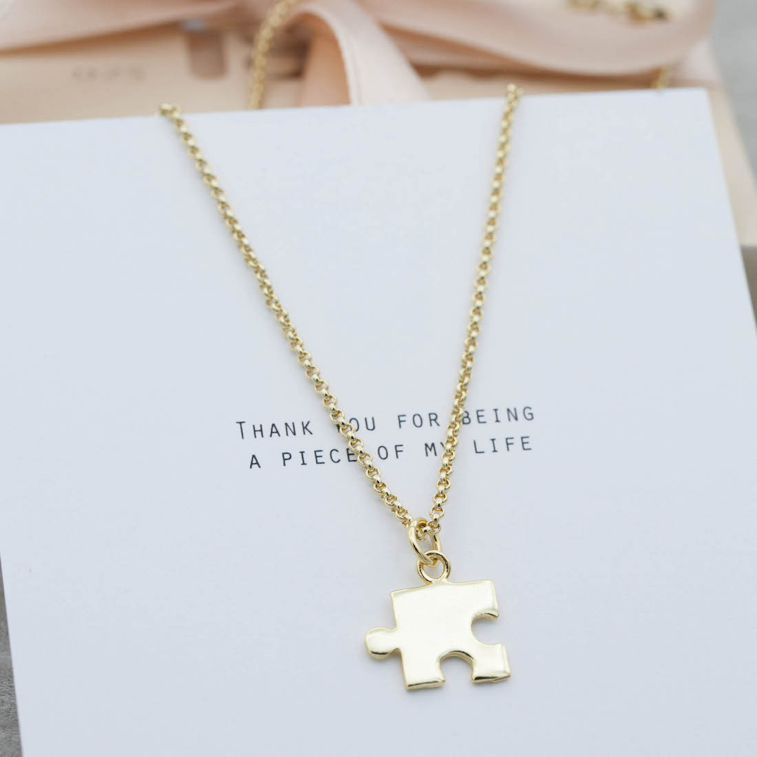 Gold necklace puzzle