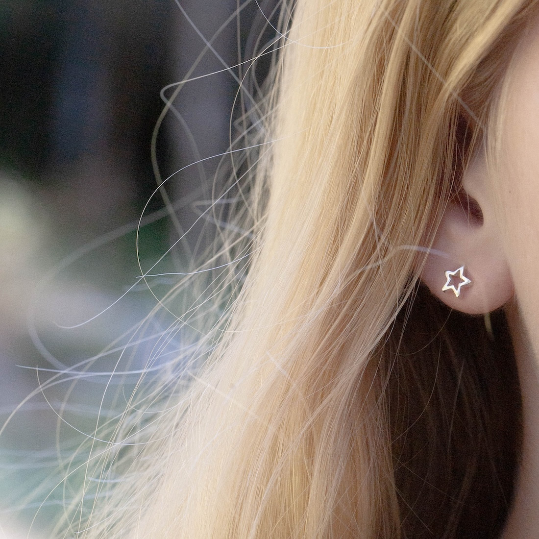 Silverörhängen Liten konturstjärna