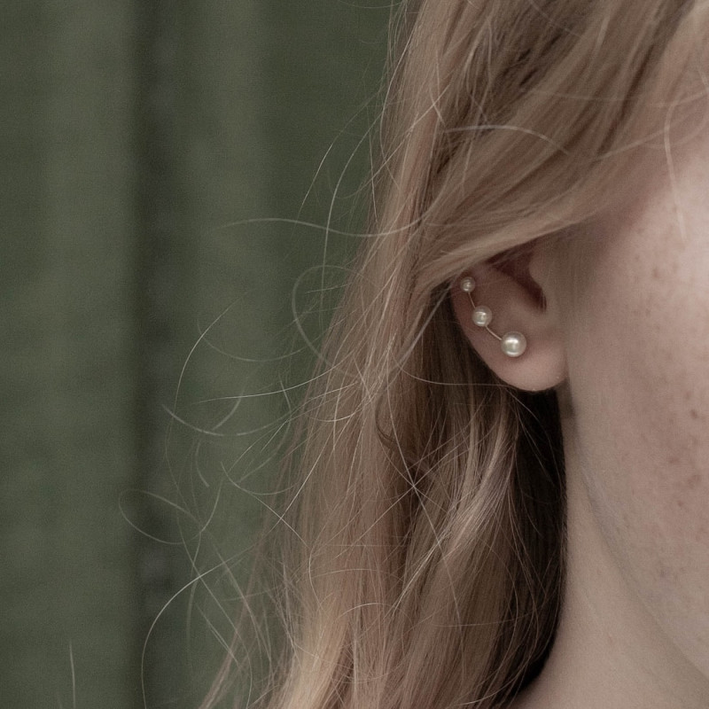 Ear climber pearls
