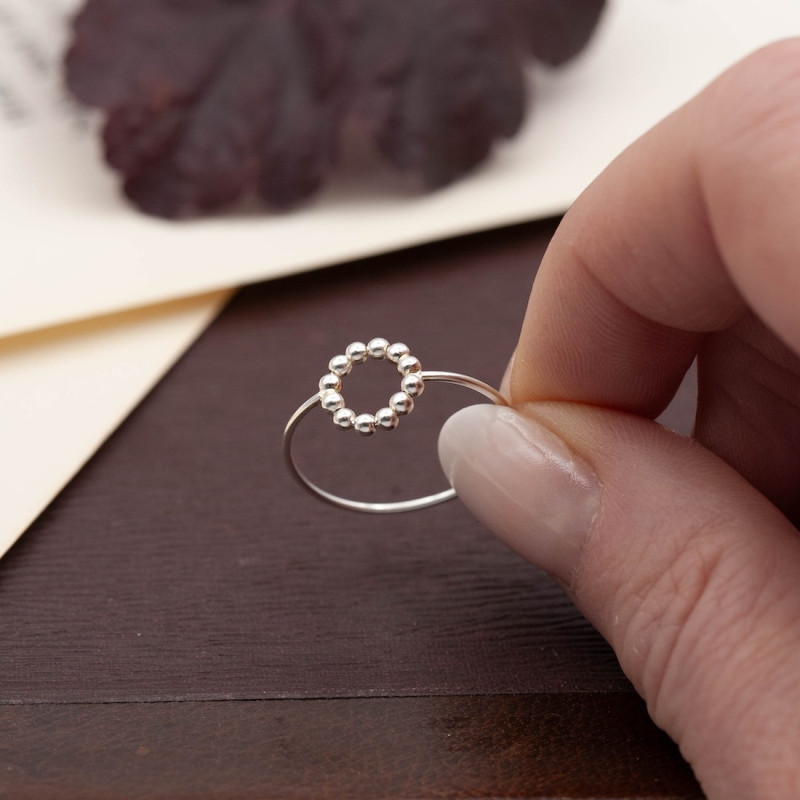 Silver ring circle with dots