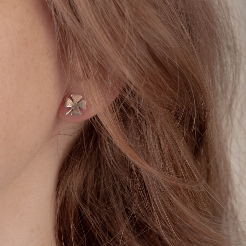 Silver earrings four leaf clover