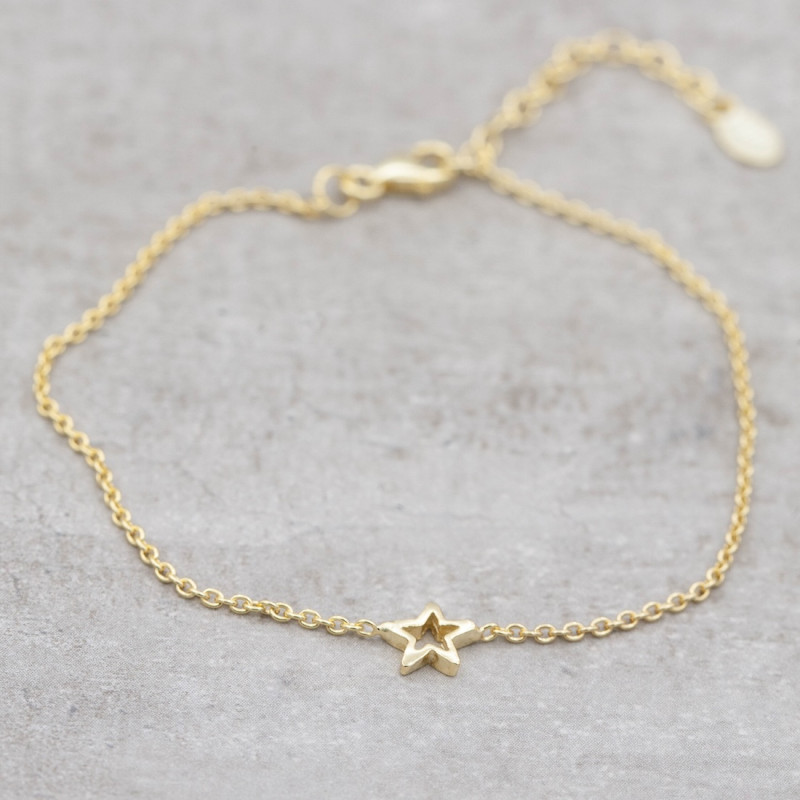 Gold Bracelet - Small Open Star